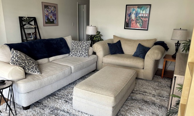 Stuart Condo | Charming 2-bedroom condo in Stuart Florida with WiFi and AC in Stuart