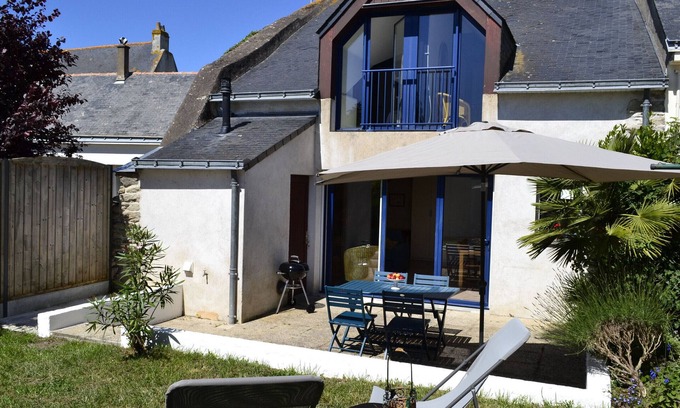 Saille Cottage | Charming 2-Bedroom Cottage Near Guérande and La Baule Beaches, with Terrace and WiFi