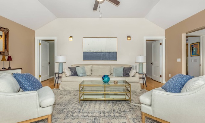 Accord Cottage | Charming 2-bedroom cottage with large deck in beautiful Accord NY.