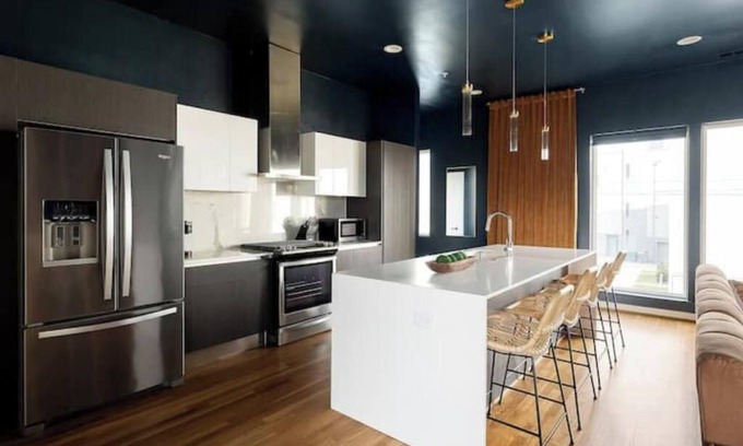 Cedars House | Charming 2-bedroom house with AC in Dallas