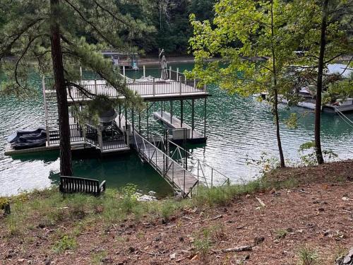 Buford House | Charming 2-bedroom house with fitness room and AC in welcoming Buford