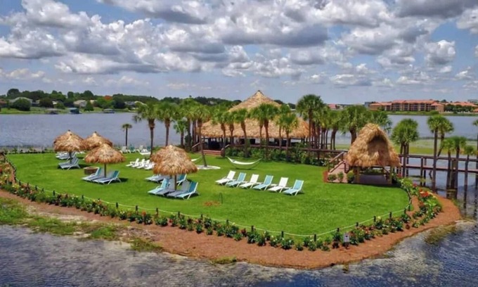 Florida Central Atlantic Coast Resort | Charming 2-bedroom resort with fitness room, WiFi in fabulous Orlando