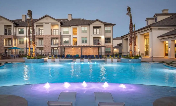 Missouri City Apartment | Charming 2BR/2BA Apt with Attached Garage, Pool, Fitness Center & Prime Location