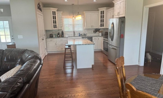 Mount Sterling House | Charming 3-bedroom house in marvelous Mount Sterling with WiFi, AC