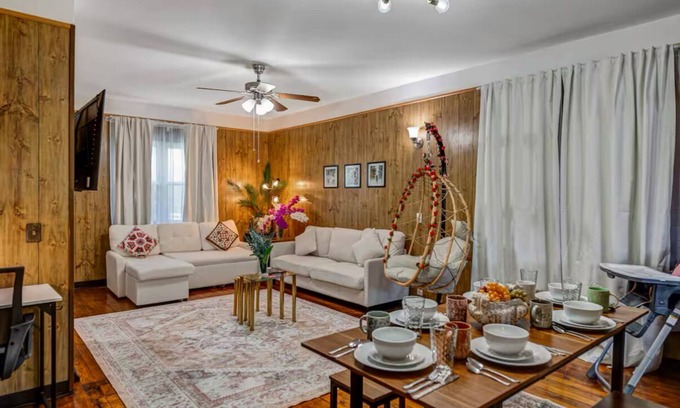 Niagara Falls House | Charming 3-bedroom house in gorgeous Niagara Falls with AC