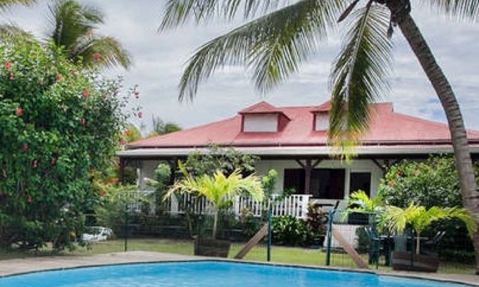 Sainte-Anne House | Charming 3 bedroom air-conditioned accommodation with private pool