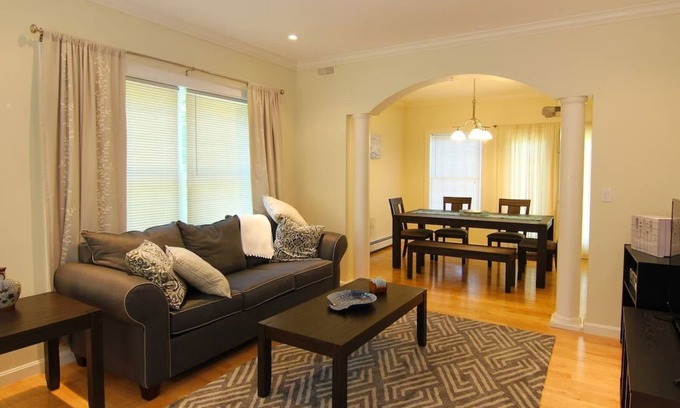 Salsbury Cove House | Charming 3-bedroom home with AC in Bar Harbor, only 5 minutes to Acadia.