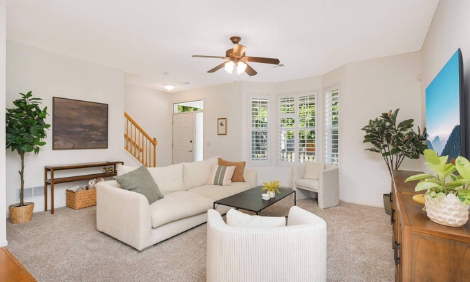 West Seventh House | Charming 3-bedroom house in Saint Paul with AC, WiFi