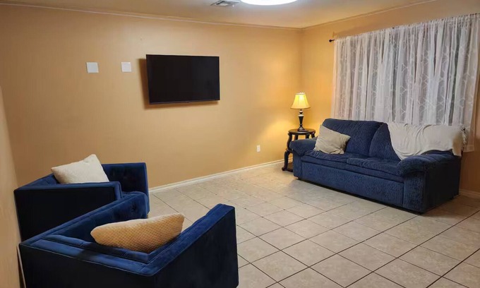 Langston House | Charming 3-bedroom home in the heart of Langston's village