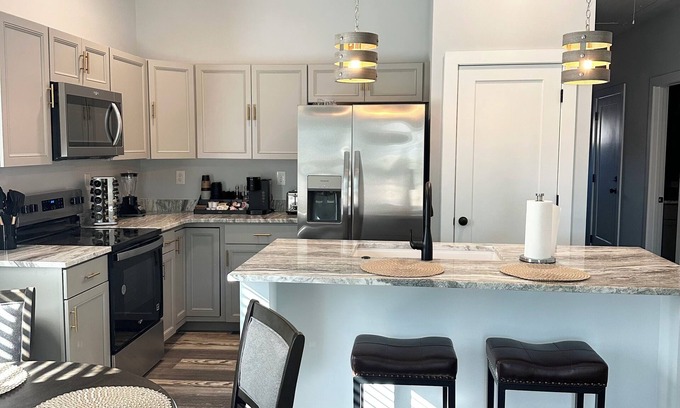 Lyman House | Charming 3-bedroom house in delightful Wellford with new appliances, WiFi, AC