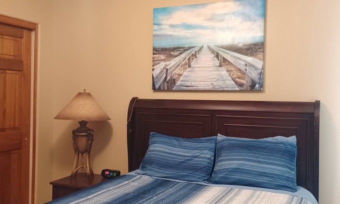 Windhaven House | Charming 3-bedroom house with pool , WiFi, AC in fantastic Gilbert