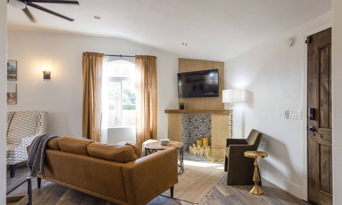 Desert Club Estates House | Charming 3-bedroom pool home in Old Town La Quinta