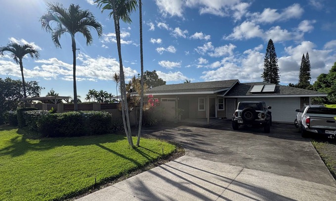 Kona Palisades House | Charming 3-bedroom house with pool, ocean view, minutes from the Kona Airport.