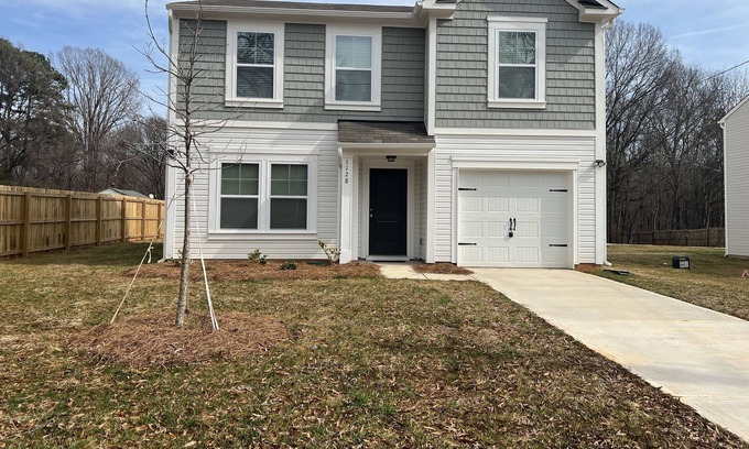 Mooresville House | Charming 3-bedroom house in peaceful Mooresville.