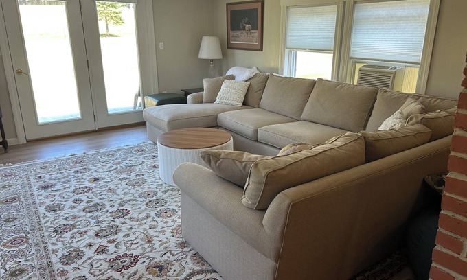 Jackman House | Charming 3-bedroom house in Moose River