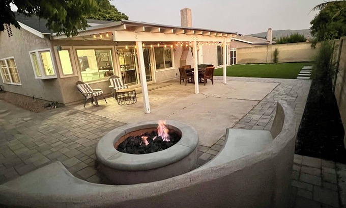 Simi Valley House | Charming 3-bedroom house in Simi Valley with AC, WiFi