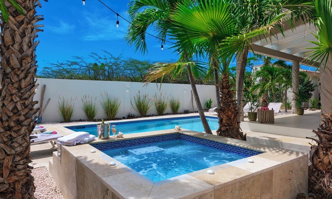 Opal Villa | Charming 3-bedroom villa -HOT TUB -beautiful pool -grill -amazing shaded patio!