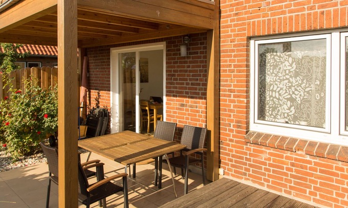 Scharbeutz Apartment | Charming 3-room apartment with a sunny terrace