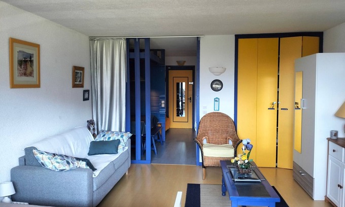 Villard-de-Lans Apartment | Charming 35m² Studio, Ski-in/Ski-out Access, Sleeps 4/5, Balcony, Fully Equipped