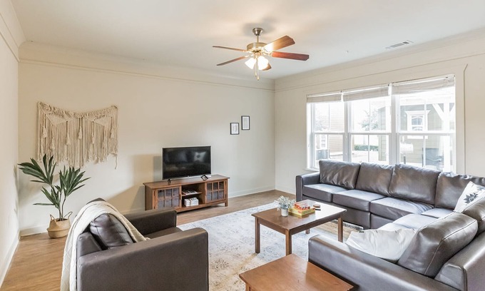 San Marcos House | Charming 3BD Family Getaway in San Marcos