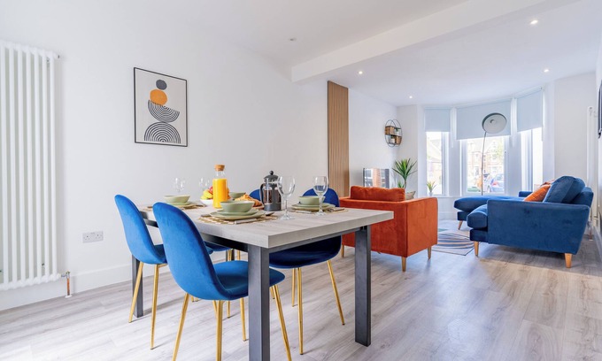 Folkestone House | Charming 3BR house in folkestone walkable to the beach and close to eurotunnel