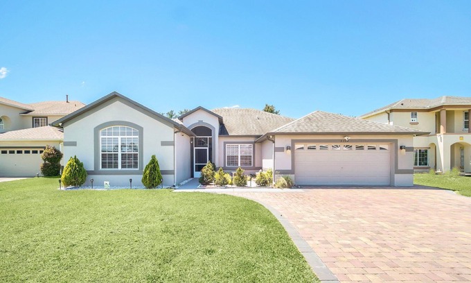 Crescent Lakes House | Charming 4 Bed Family Pool Home with Game Room