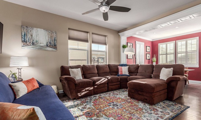 Belle Creek House | Charming 4-Bedroom Home + Separate Basement Suite-perfect for families or groups.