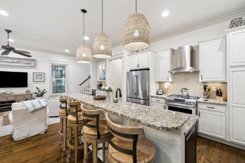 WaterSound West Beach House | Charming 4 BR Family Beach Retreat - 25 Half Moon, WaterSound West Beach home