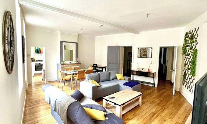 Albi Apartment | Charming Albi Apartment in City Center
