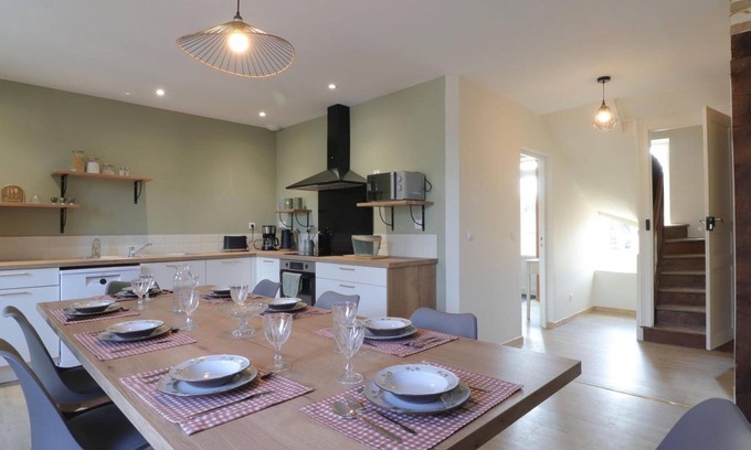 Le Mele-sur-Sarthe Cottage | Charming all-inclusive house for families, near leisure