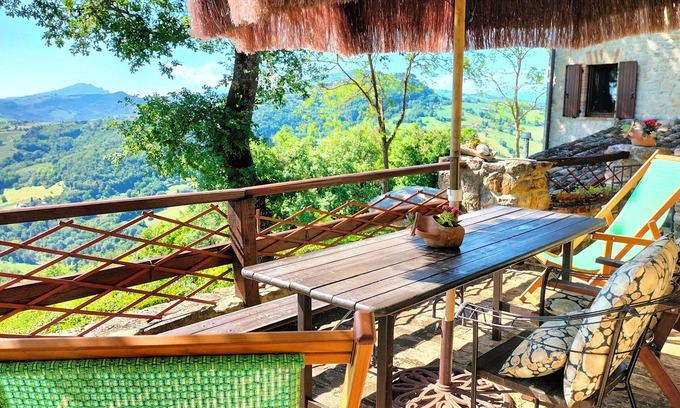 Penna San Giovanni Apartment | Charming apartment in a hillside villa.