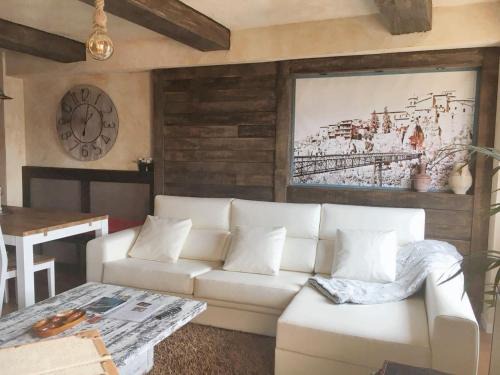 Old Town Apartment | Charming apartment in Cuenca with fireplace - 80 sqm
