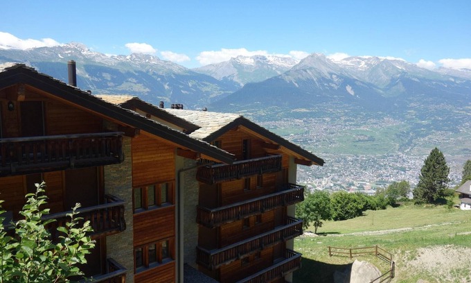 Veysonnaz Apartment | Charming Apartment With Valley View