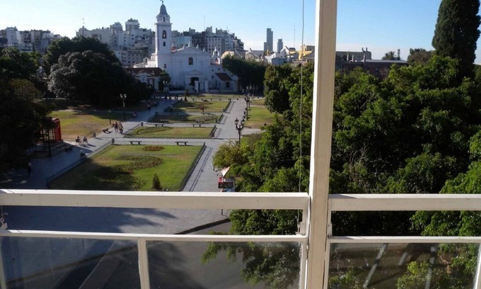Recoleta Apartment | Charming Balcony Apartment Overlooking Recoleta Park