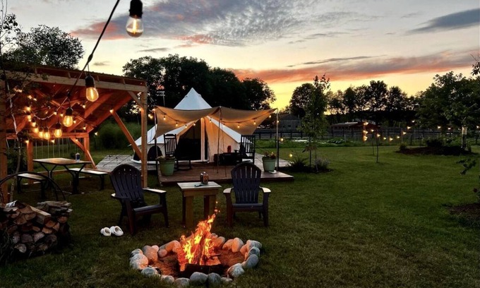 Turner RV Rental | Charming Bell Tent Fantastic for a Cozy Glamping Experience in Turner, Maine