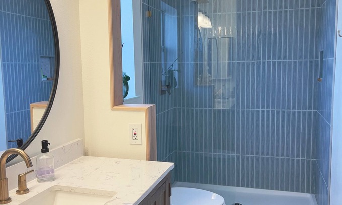 Fairfield House | Charming Big 4-bedroom house with AC in Suisun City