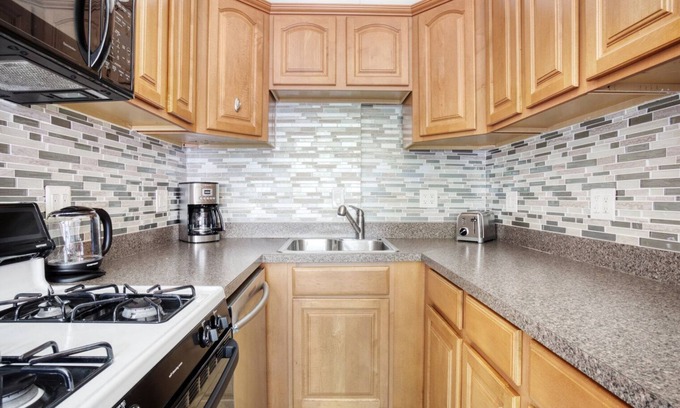 Cleveland Circle Apartment | Charming Brighton 1BR steps from Cleveland Circle, by Blueground