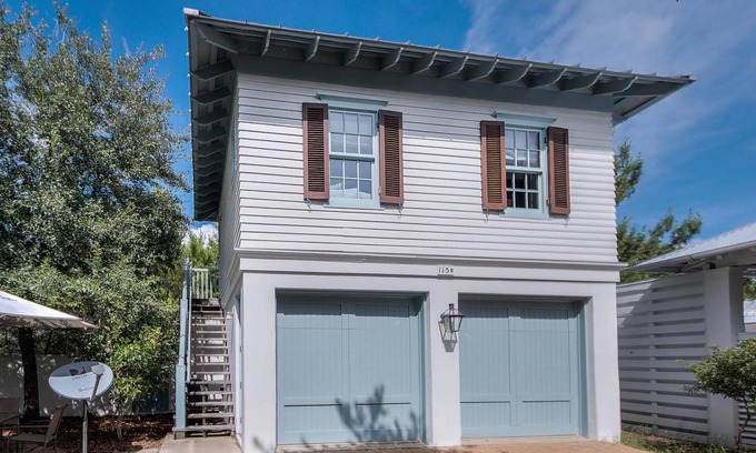 Rosemary Beach Apartment | * Charming Carriage House located in Rosemary Beach *Pet Friendly