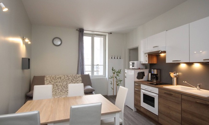 Mont-Dore Apartment | Charming Central Apartment in Mont-Dore - Close to Thermes, Sleeps 4, Free WiFi, Full Amenities