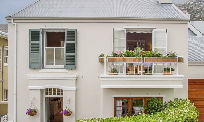 Kalk Bay House | Charming Coastal Townhouse at The Majestic