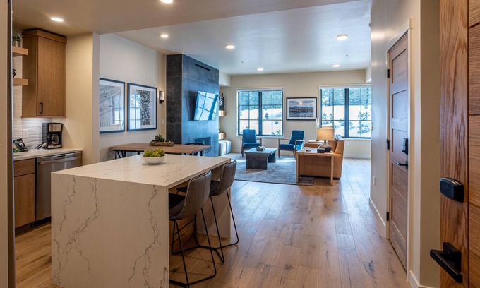 Tamarack Resort Condo | Charming Condo| Fireplace and Balcony