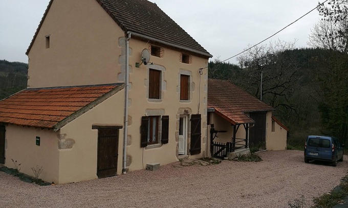 Chatel-Montagne House | Charming cottage in the heart of the Bourbonnaise mountain