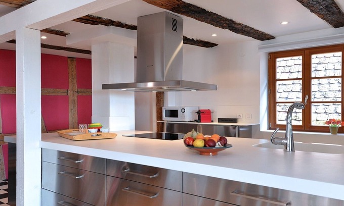 Gueberschwihr Cottage | Charming cottage in the vineyard 10 minutes from Colmar