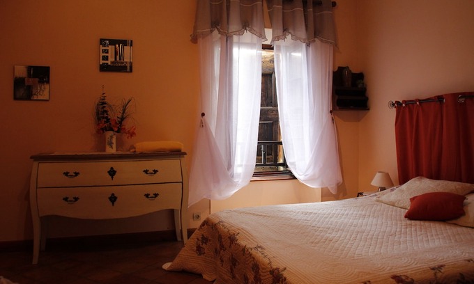 Compeyre House | Charming cottage in Compeyre, medieval town, near Millau viaduct and Gorges du Tarn