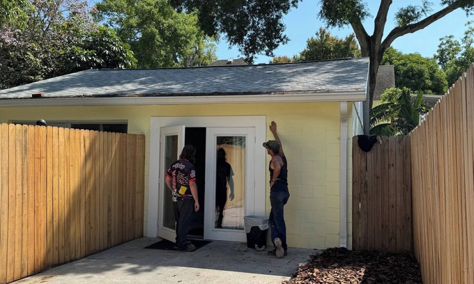 Bradenton Cottage | Charming cottage in fabulous Bradenton with AC, WiFi