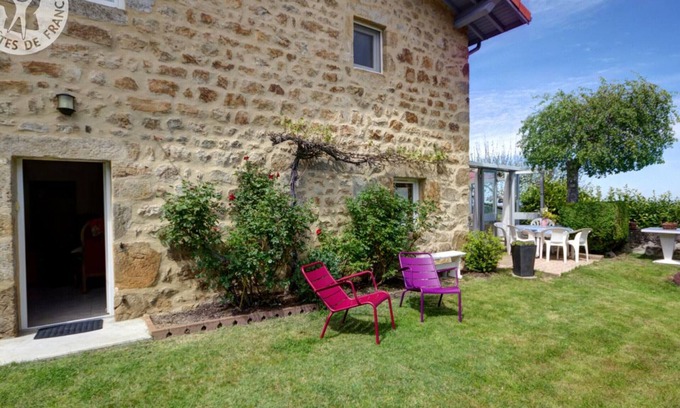 Marols Cottage | Charming cottage in Marols with Wifi, garden and terrace