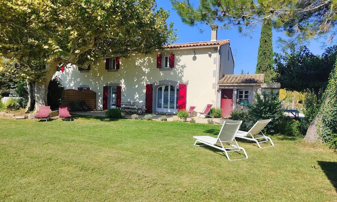 Chateaurenard Other | Charming cottage in the countryside between St Rémy de Provence and Avignon
