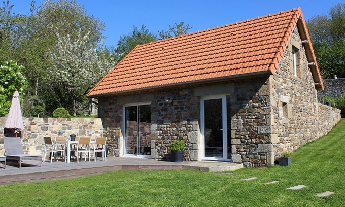 Jullouville Cottage | Charming Cottage with Terrace, Garden, and Bikes Near Beautiful Sandy Beach
