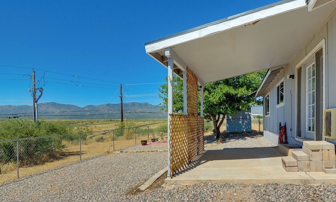 Cottonwood-Verde Village House | Charming Cottonwood Home Near Hiking & Wineries!