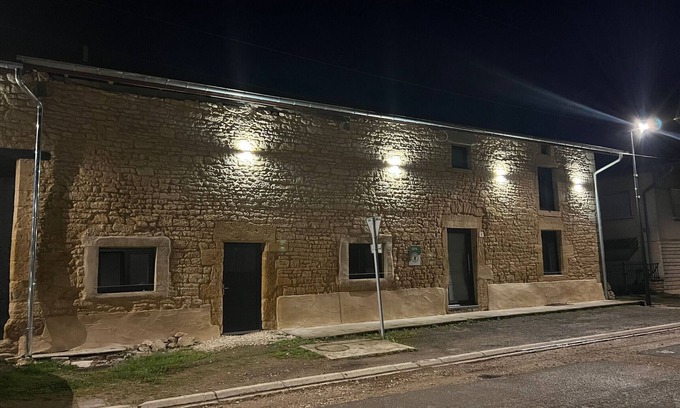 Han-les-Juvigny Cottage | Charming country house with terrace and garden - 2 renovated apartments